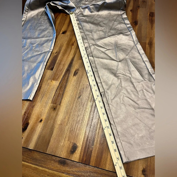 Wayf Luxury Metallic Bronze High Rise Vegan Leather Pants Size Medium - Picture 6 of 10